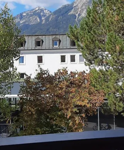 Haus Untersberg * 巴特莱辛哈尔